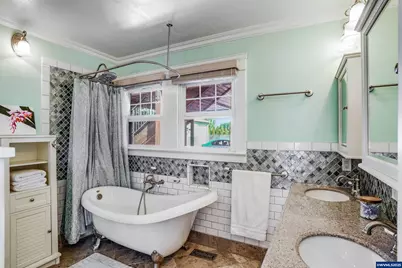 3795 Blossom Dr NE, Salem, OR 97305 - Photo 15