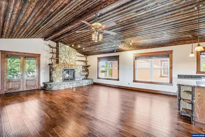 3795 Blossom Dr NE, Salem, OR 97305 - Photo 25