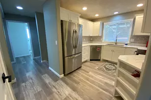 1553 Ammon NW St, Salem, OR 97304 - Photo 5