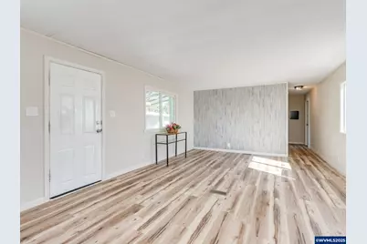 612 N Cascade #23 Dr, Woodburn, OR 97071 - Photo 9