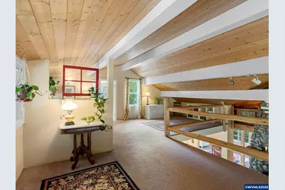 19875 SW Meadow View Dr, McMinnville, OR 97128 - Photo 23