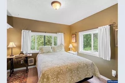 19875 SW Meadow View Dr, McMinnville, OR 97128 - Photo 21