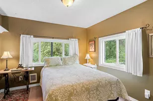 19875 SW Meadow View Dr, McMinnville, OR 97128 - Photo 21