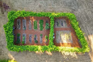 19875 SW Meadow View Dr, McMinnville, OR 97128 - Photo 47