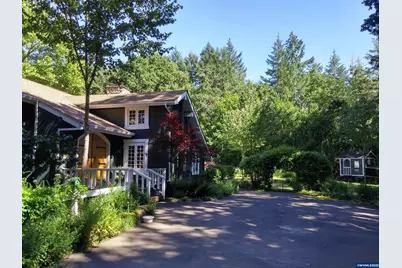 19875 SW Meadow View Dr, McMinnville, OR 97128 - Photo 3