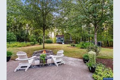 19875 SW Meadow View Dr, McMinnville, OR 97128 - Photo 33