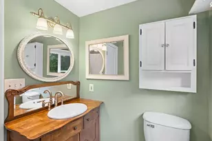 19875 SW Meadow View Dr, McMinnville, OR 97128 - Photo 29