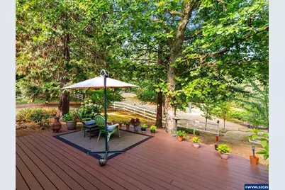 19875 SW Meadow View Dr, McMinnville, OR 97128 - Photo 37