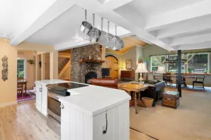 19875 SW Meadow View Dr, McMinnville, OR 97128 - Photo 11