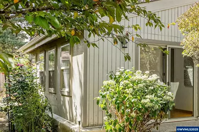 1524 NW Forestgreen Av, Corvallis, OR 97330 - Photo 45