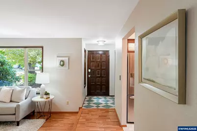 1524 NW Forestgreen Av, Corvallis, OR 97330 - Photo 9