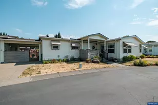 698 Royalty Cir NE, Salem, OR 97301 - Photo 33