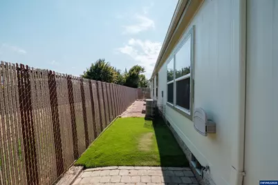 698 Royalty Cir NE, Salem, OR 97301 - Photo 27