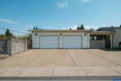 698 Royalty Cir NE, Salem, OR 97301 - Photo 33