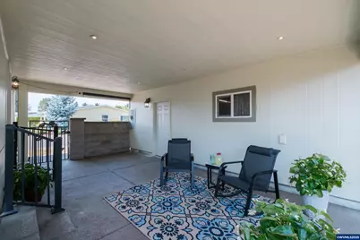 698 Royalty Cir NE, Salem, OR 97301 - Photo 25