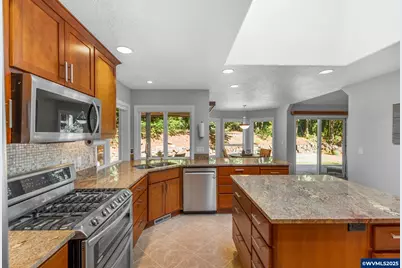 7336 Battle Creek Rd SE, Salem, OR 97317 - Photo 9