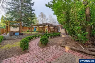 3330 SW 87th Ave, Portland, OR 97225 - Photo 39