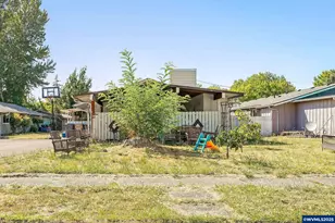 1720 NW Division Street &amp 1679 NW Highland Dr St, Corvallis, OR 97330 - Photo 3