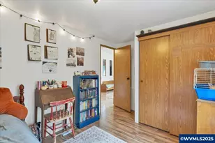 36280 Airport Dr, Lebanon, OR 97355 - Photo 19