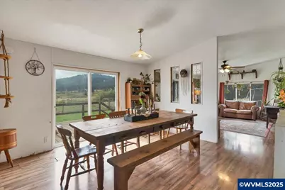 36280 Airport Dr, Lebanon, OR 97355 - Photo 15