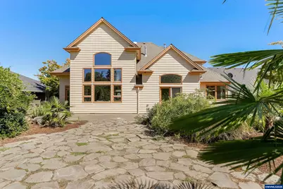 2815 Hazelnut Dr, Woodburn, OR 97071 - Photo 5