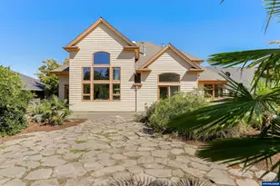 2815 Hazelnut Dr, Woodburn, OR 97071 - Photo 5