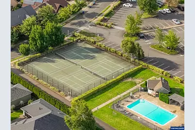 2815 Hazelnut Dr, Woodburn, OR 97071 - Photo 11