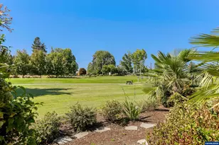 2815 Hazelnut Dr, Woodburn, OR 97071 - Photo 9