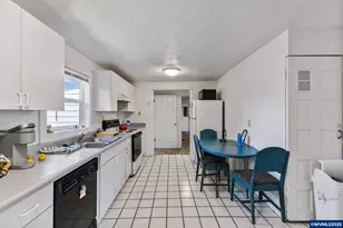 1919 NW Buchanan (&amp Next To) Av, Corvallis, OR 97330 - Photo 11