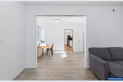 24358 Queen Anne Dr, Philomath, OR 97370 - Photo 9