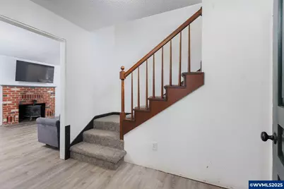 24358 Queen Anne Dr, Philomath, OR 97370 - Photo 3