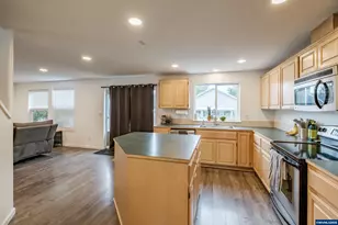 947 Meadowlark Pl, Molalla, OR 97038 - Photo 15