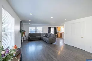 947 Meadowlark Pl, Molalla, OR 97038 - Photo 9