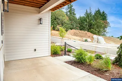 2039 NW Century Dr, Corvallis, OR 97330 - Photo 41