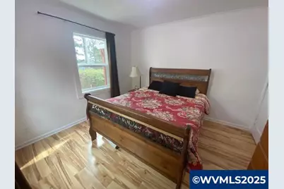 1715 NW 35th Pl, Lincoln City, OR 97367 - Photo 23