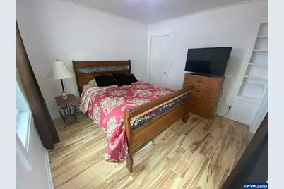 1715 NW 35th Pl, Lincoln City, OR 97367 - Photo 21