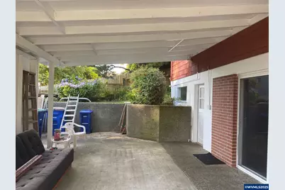 1715 NW 35th Pl, Lincoln City, OR 97367 - Photo 7