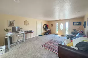 1408 Brenner St NE, Salem, OR 97301 - Photo 9