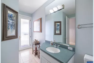 1920 Cochrane Ln, Dallas, OR 97338 - Photo 11