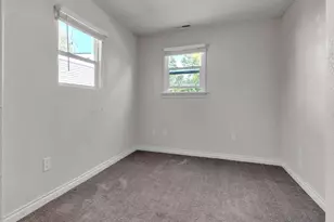 4201 Wadsworth Ln SE, Salem, OR 97317 - Photo 19