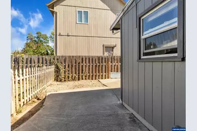 4201 Wadsworth Ln SE, Salem, OR 97317 - Photo 21