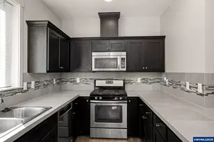 1704 Wood Duck St, Silverton, OR 97381 - Photo 11