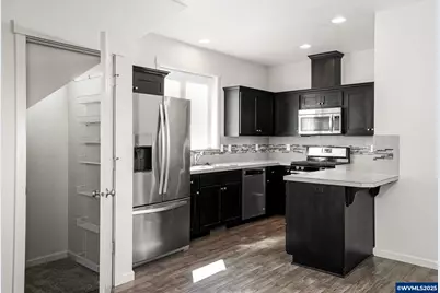 1704 Wood Duck St, Silverton, OR 97381 - Photo 9