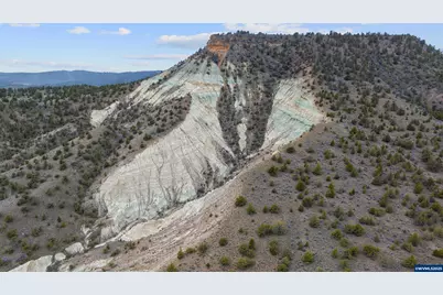 33800 Tackman Rd, Prineville, OR 97754 - Photo 3