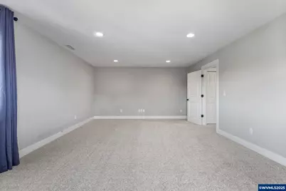 253 Eider Av, Salem, OR 97306 - Photo 35