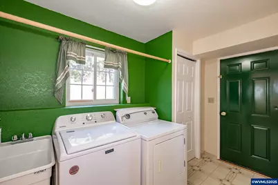 27467 Fern Ridge Rd, Sweet Home, OR 97386 - Photo 27