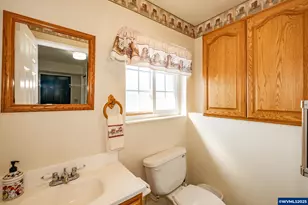 27467 Fern Ridge Rd, Sweet Home, OR 97386 - Photo 19