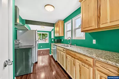 1425 17th St NE, Salem, OR 97301 - Photo 9