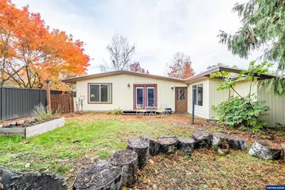 1230 NW 13th St, Corvallis, OR 97330 - Photo 43