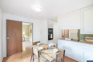 1230 NW 13th St, Corvallis, OR 97330 - Photo 11